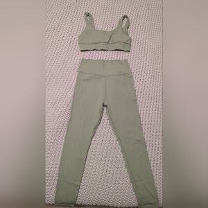 Daily Drills Green Set High-Waisted Leggings & Bra Top